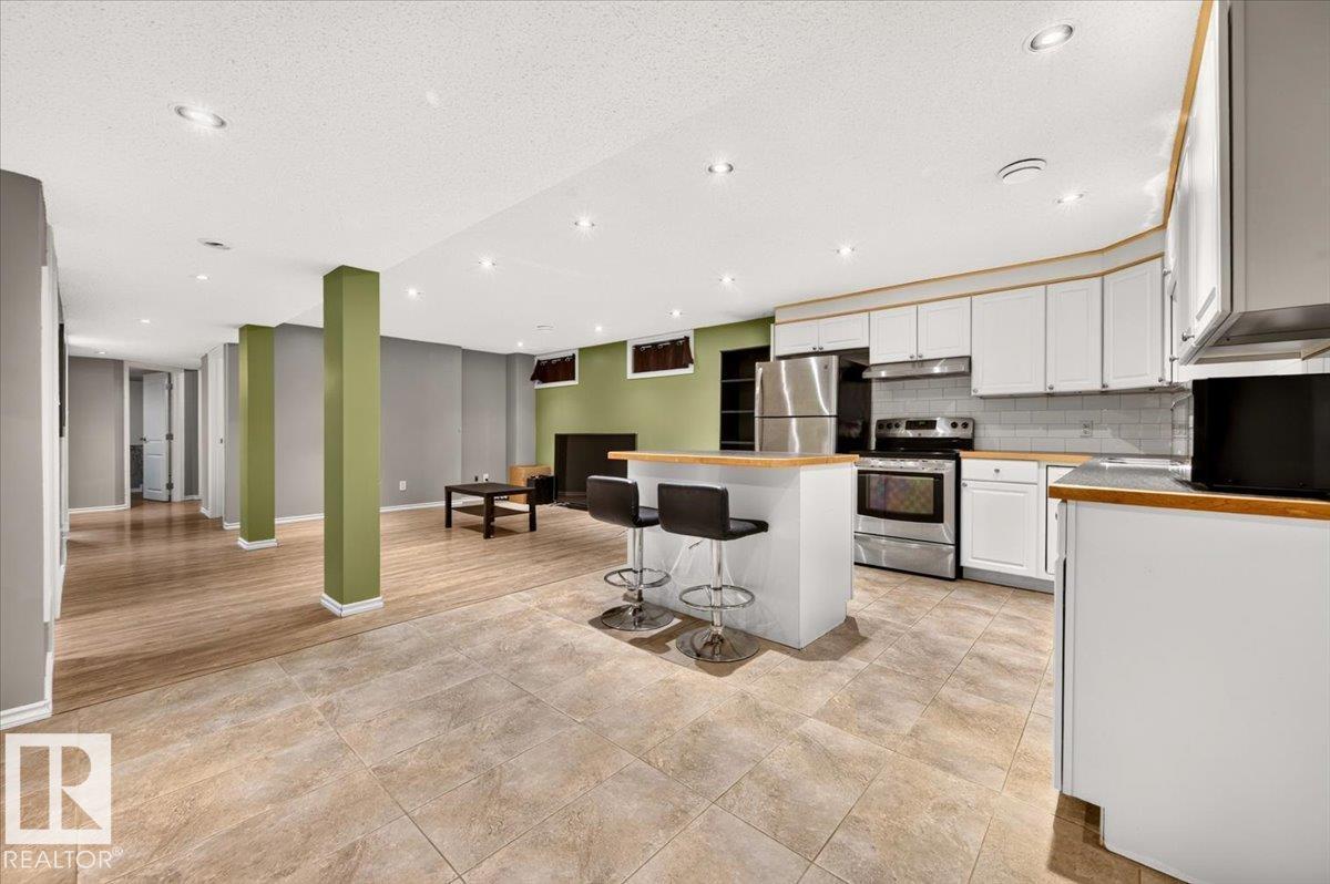 8512 134 Av Nw Property Photo 10