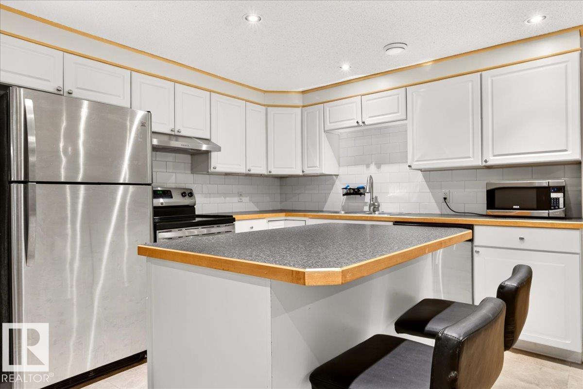 8512 134 Av Nw Property Photo 11