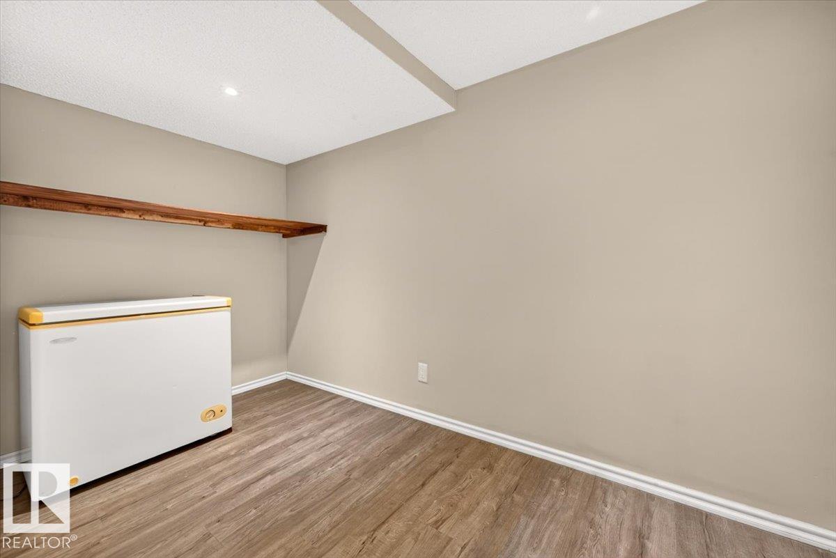 8512 134 Av Nw Property Photo 14