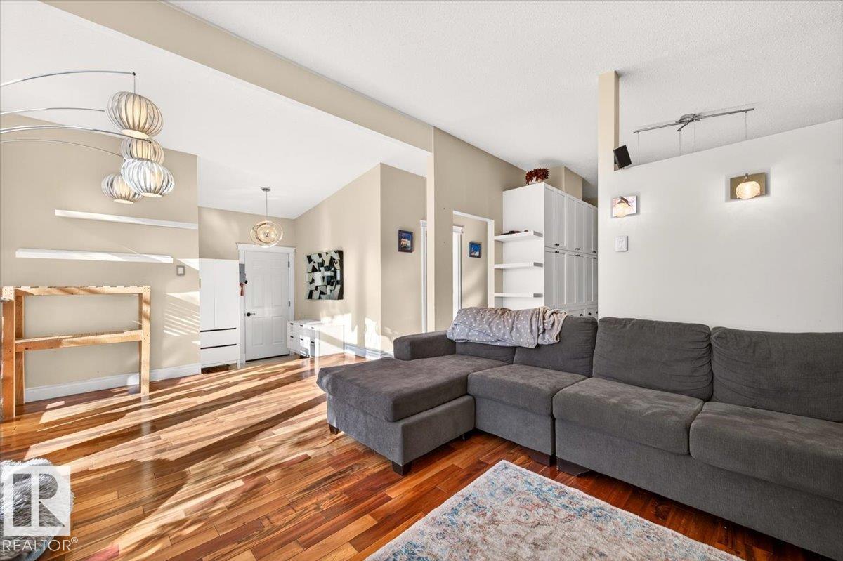 8512 134 Av Nw Property Photo 48