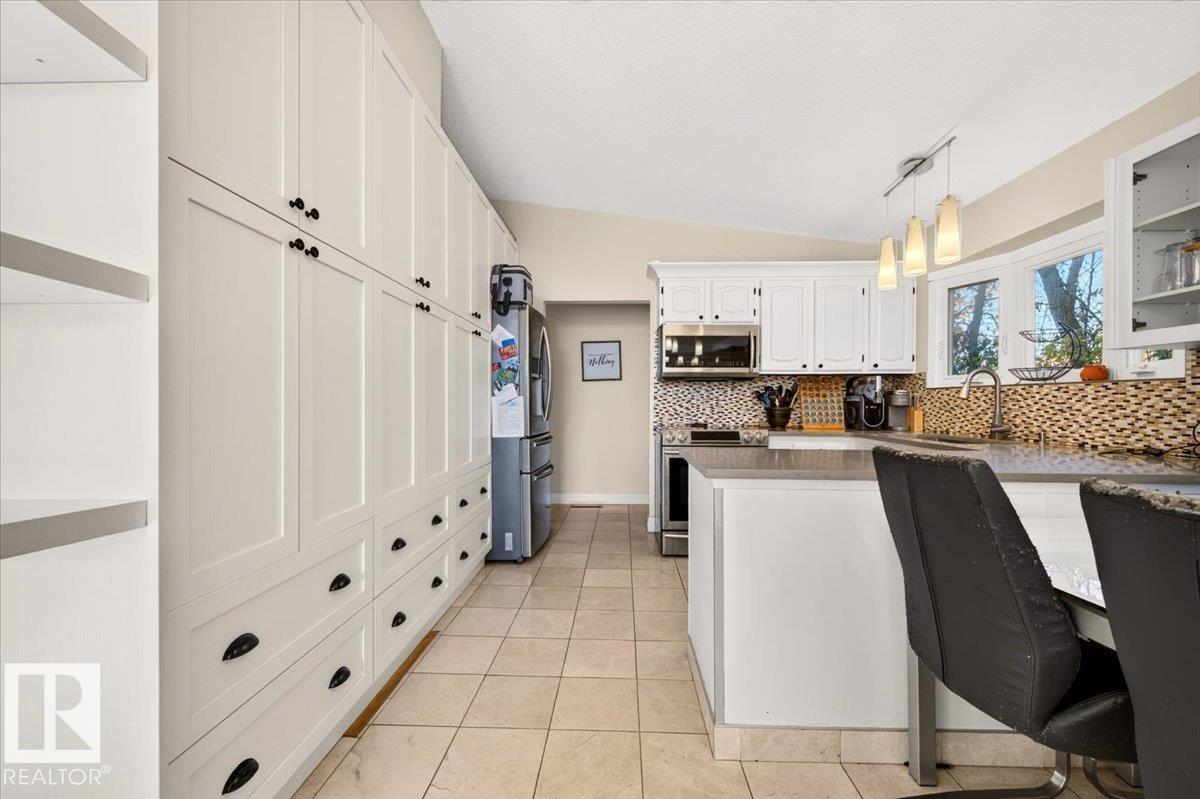 8512 134 Av Nw Property Photo 53