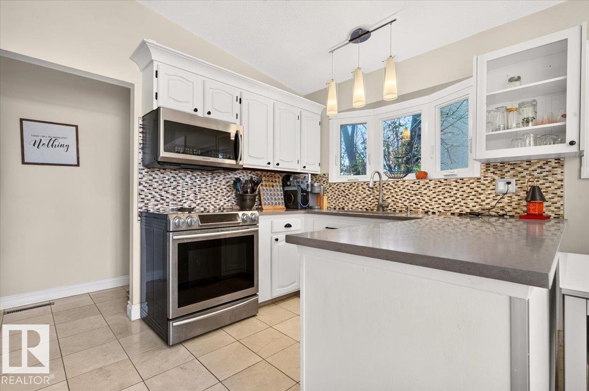 8512 134 Av Nw Property Photo 54