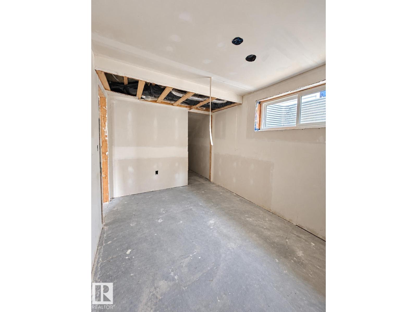 262 39a Av Nw Property Photo 34