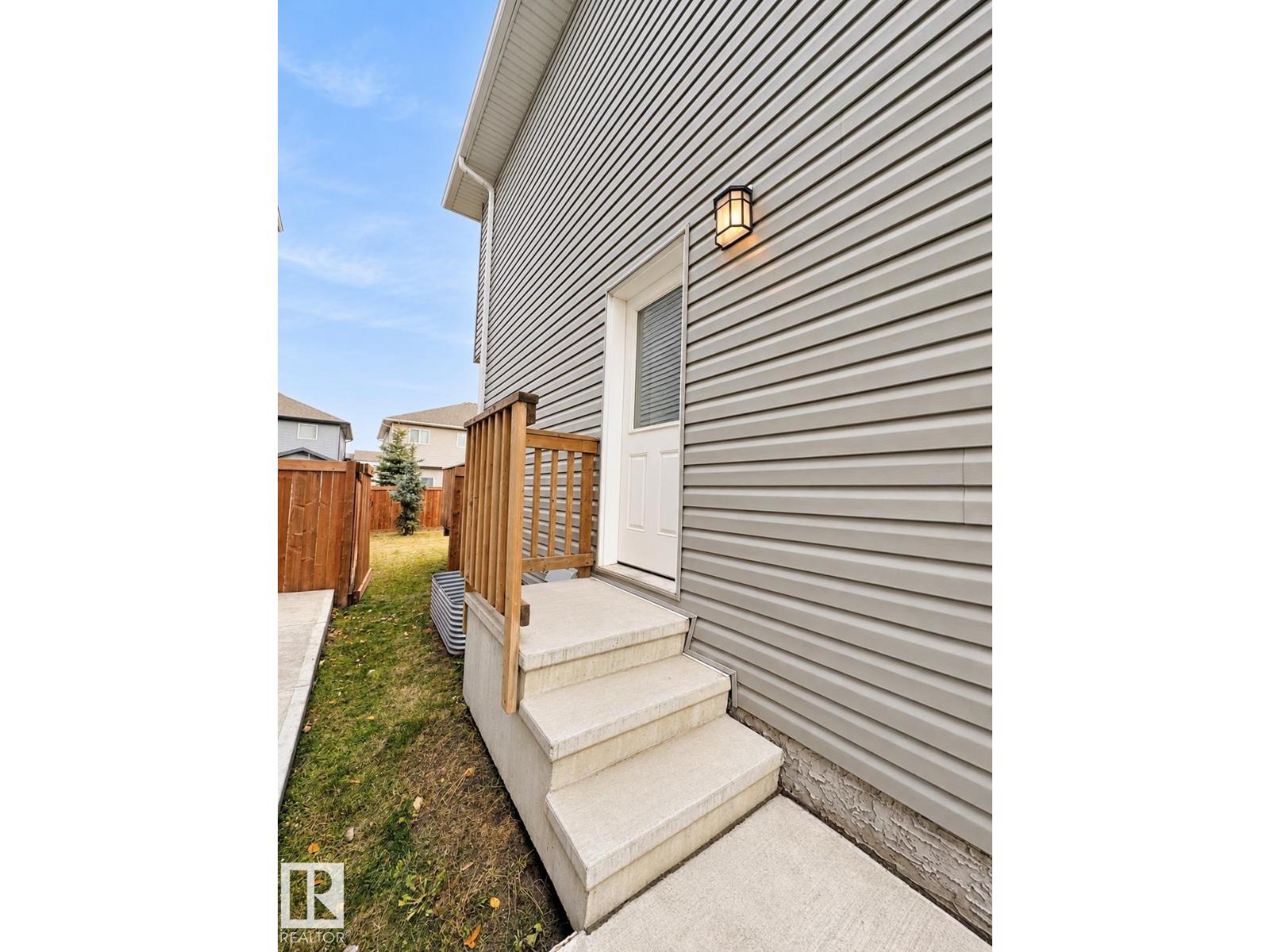 262 39a Av Nw Property Photo 38