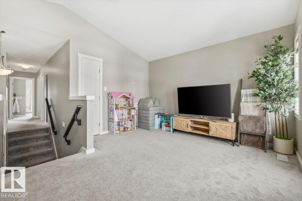 22507 99 Av Nw Property Photo 27