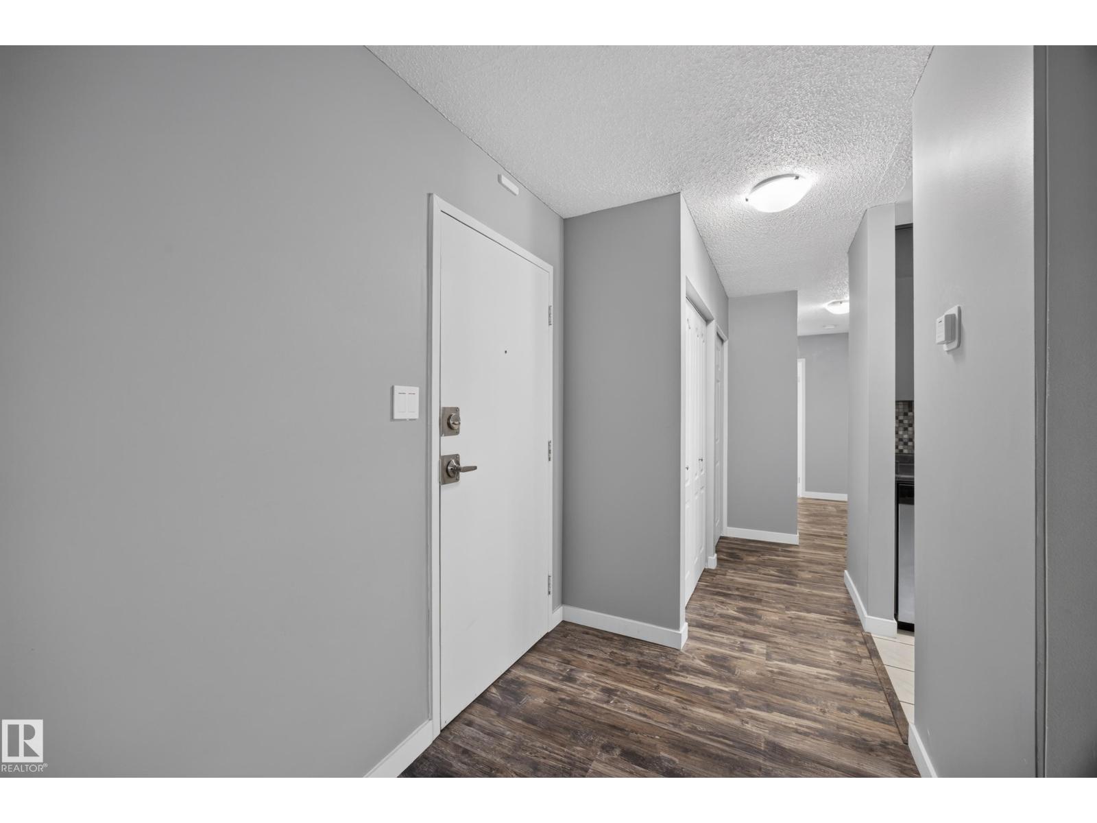 #27 11245 31 Av Nw Property Photo 2