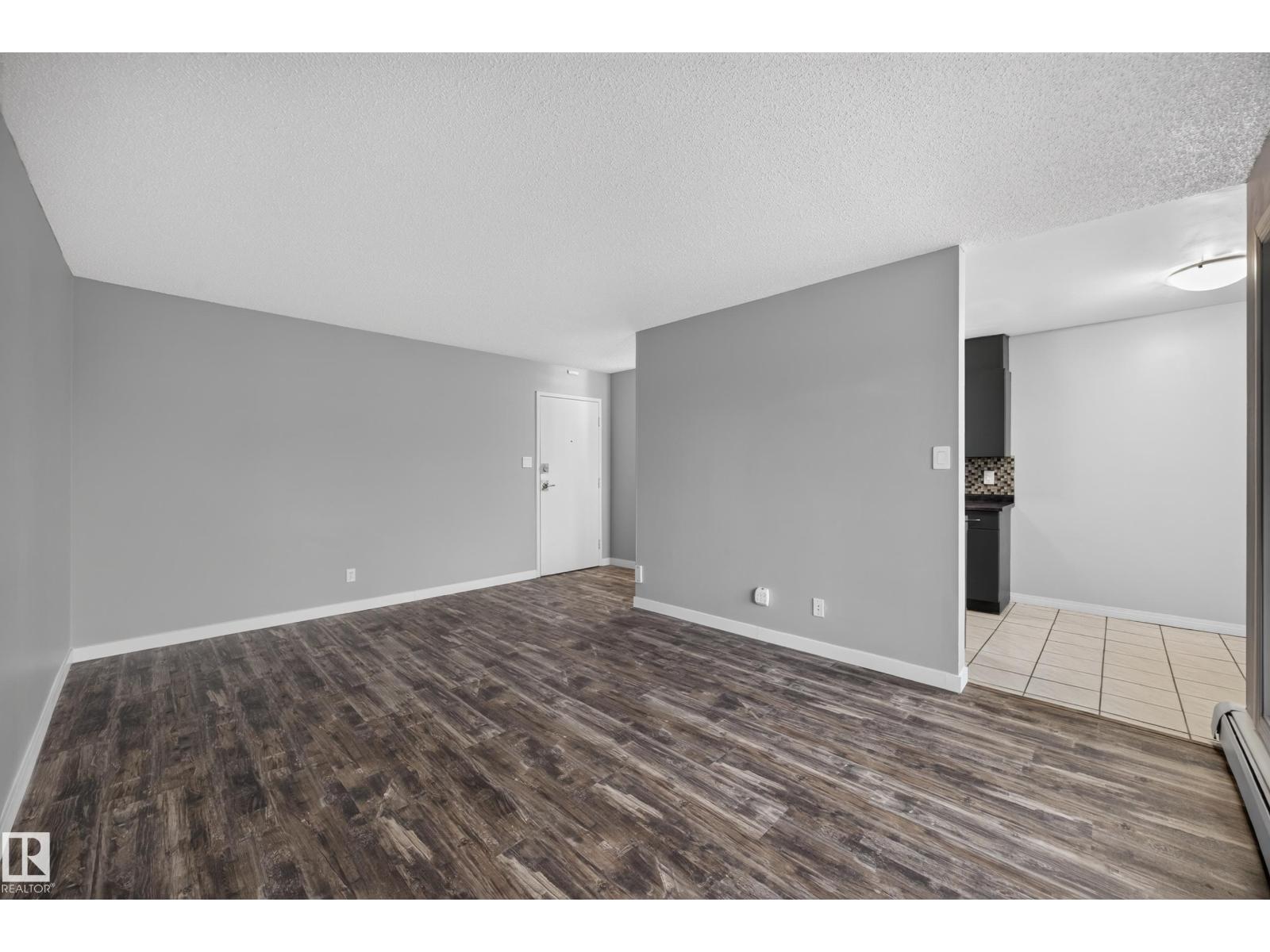 #27 11245 31 Av Nw Property Photo 7
