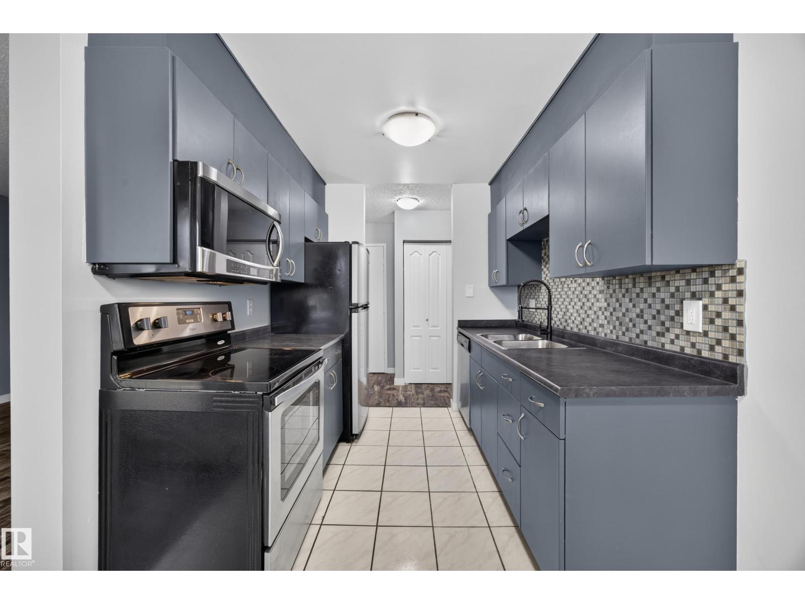 #27 11245 31 Av Nw Property Photo 12