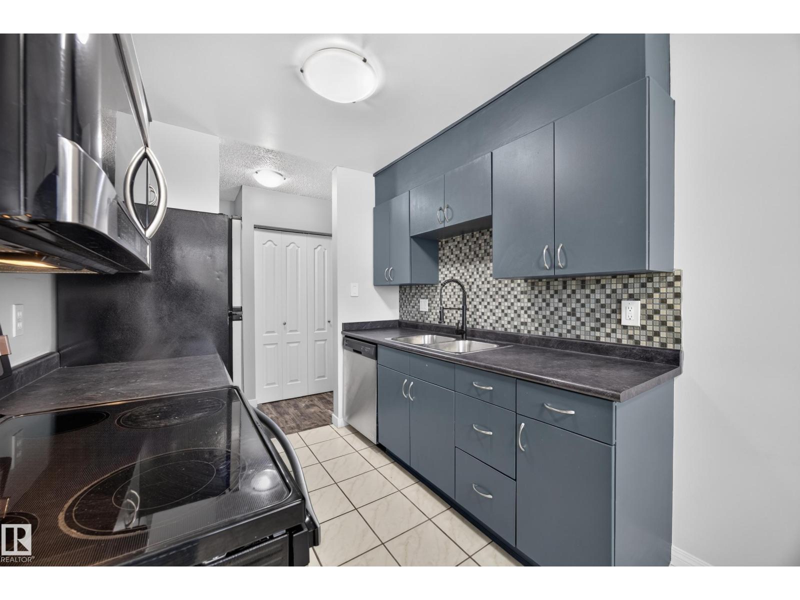 #27 11245 31 Av Nw Property Photo 13
