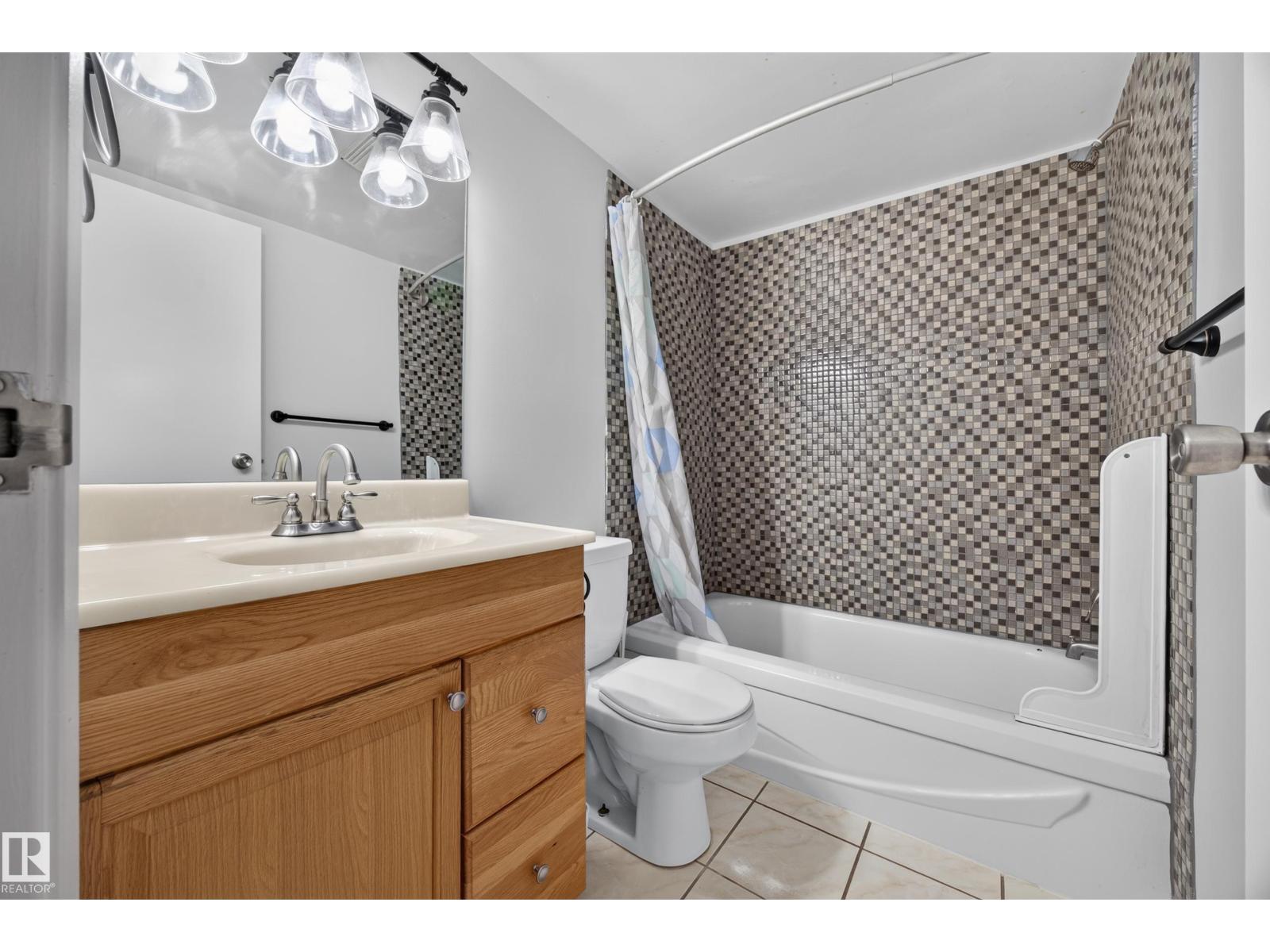 #27 11245 31 Av Nw Property Photo 20