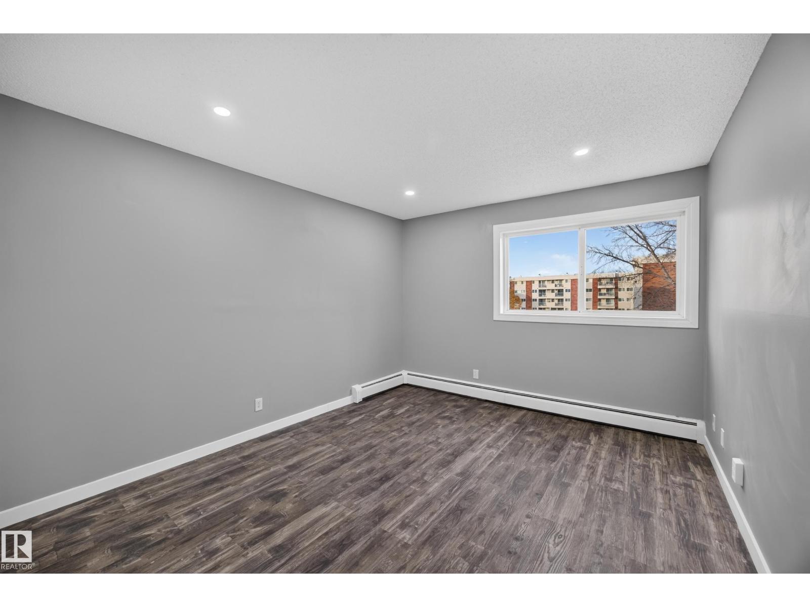 #27 11245 31 Av Nw Property Photo 24