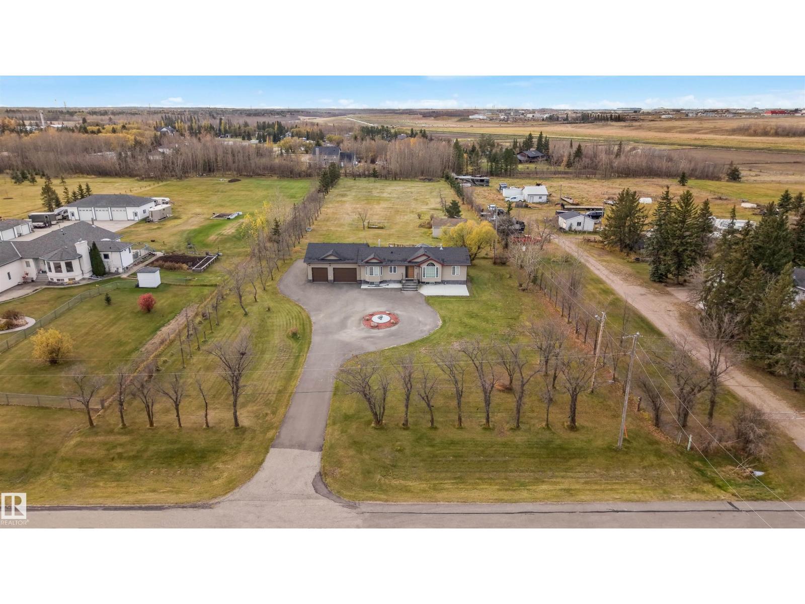 55 50452 Range Road Property Photo 1