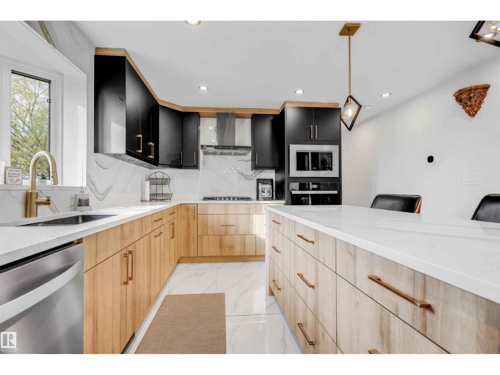 55 50452 Range Road Property Photo 3