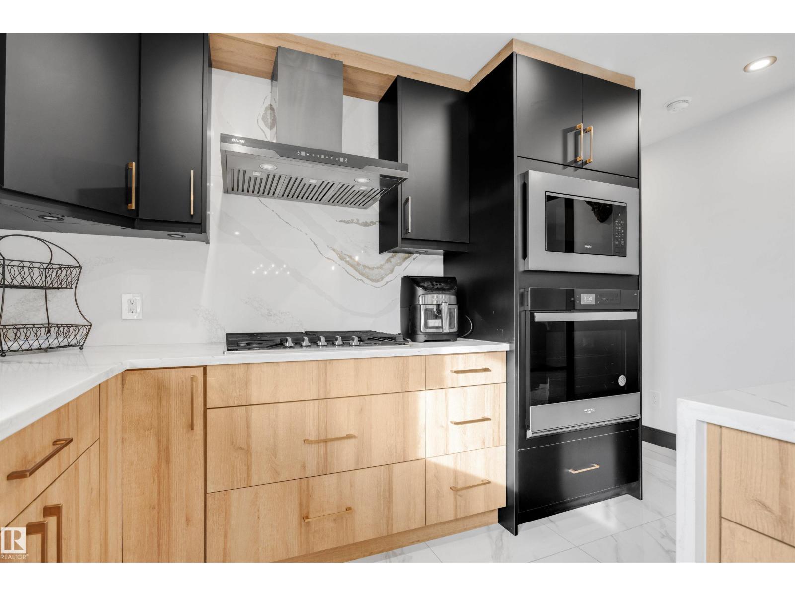 55 50452 Range Road Property Photo 4