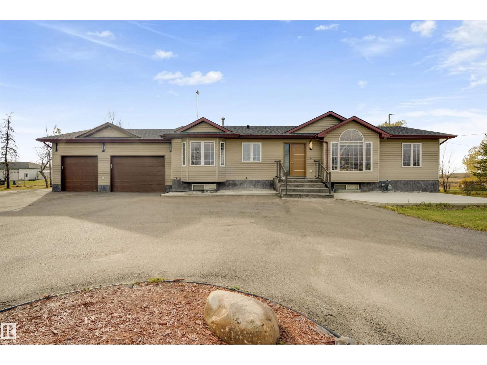 55 50452 Range Road Property Photo 38