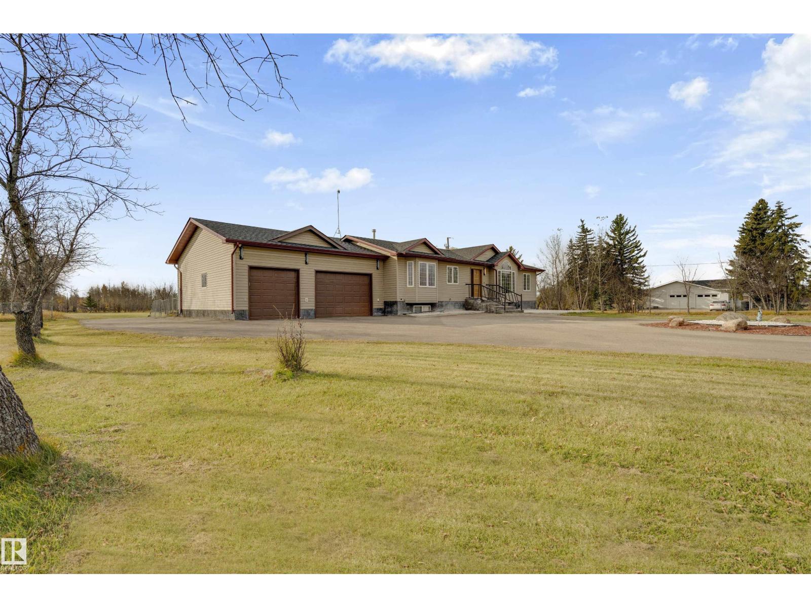 55 50452 Range Road Property Photo 42