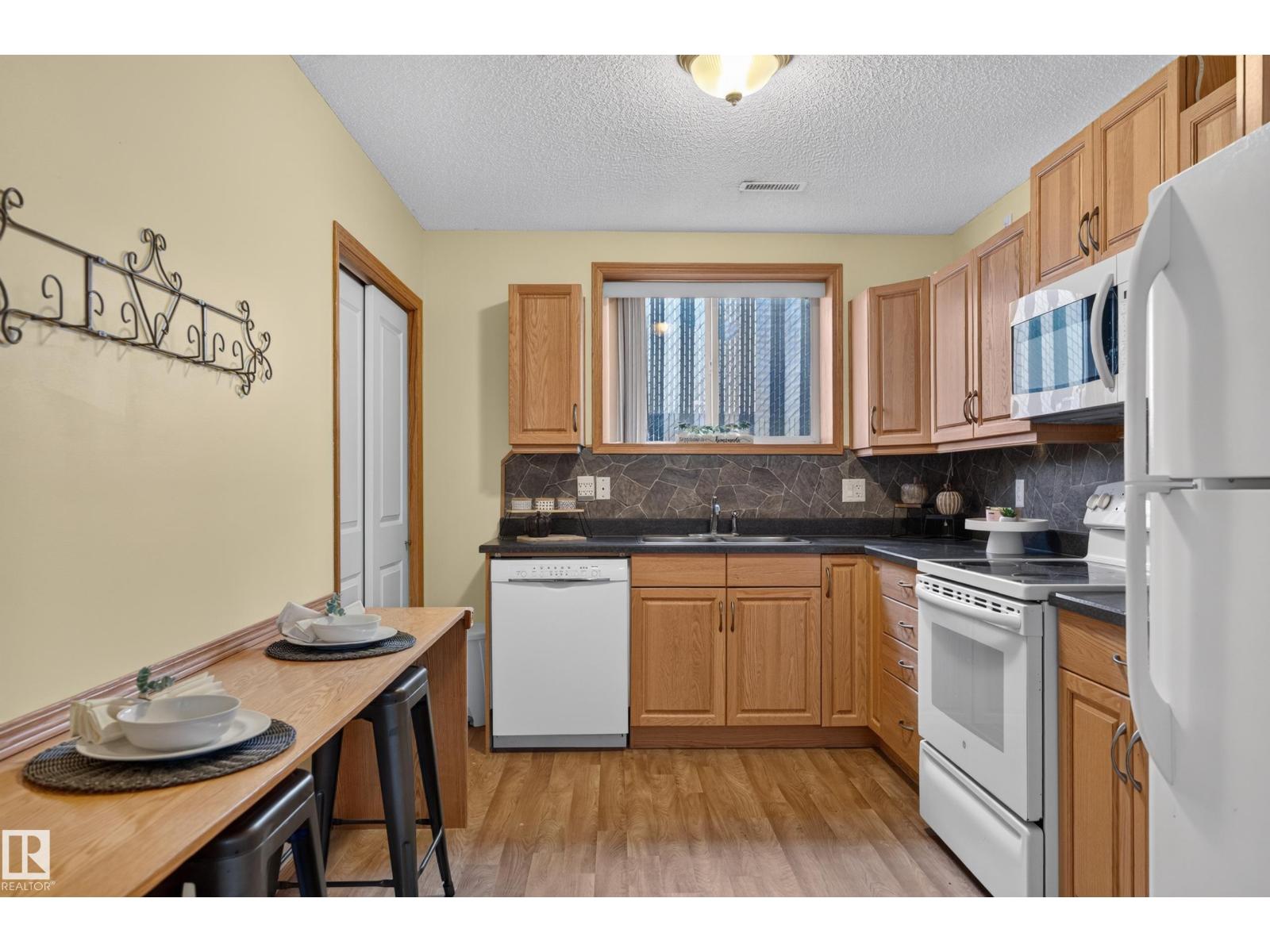 4615 151 Av Nw Property Photo 40