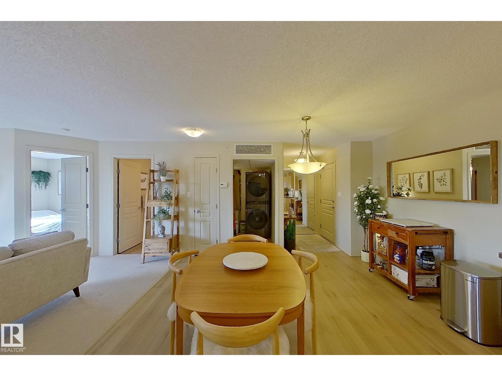 #328 16035 132 St Nw Property Photo 4