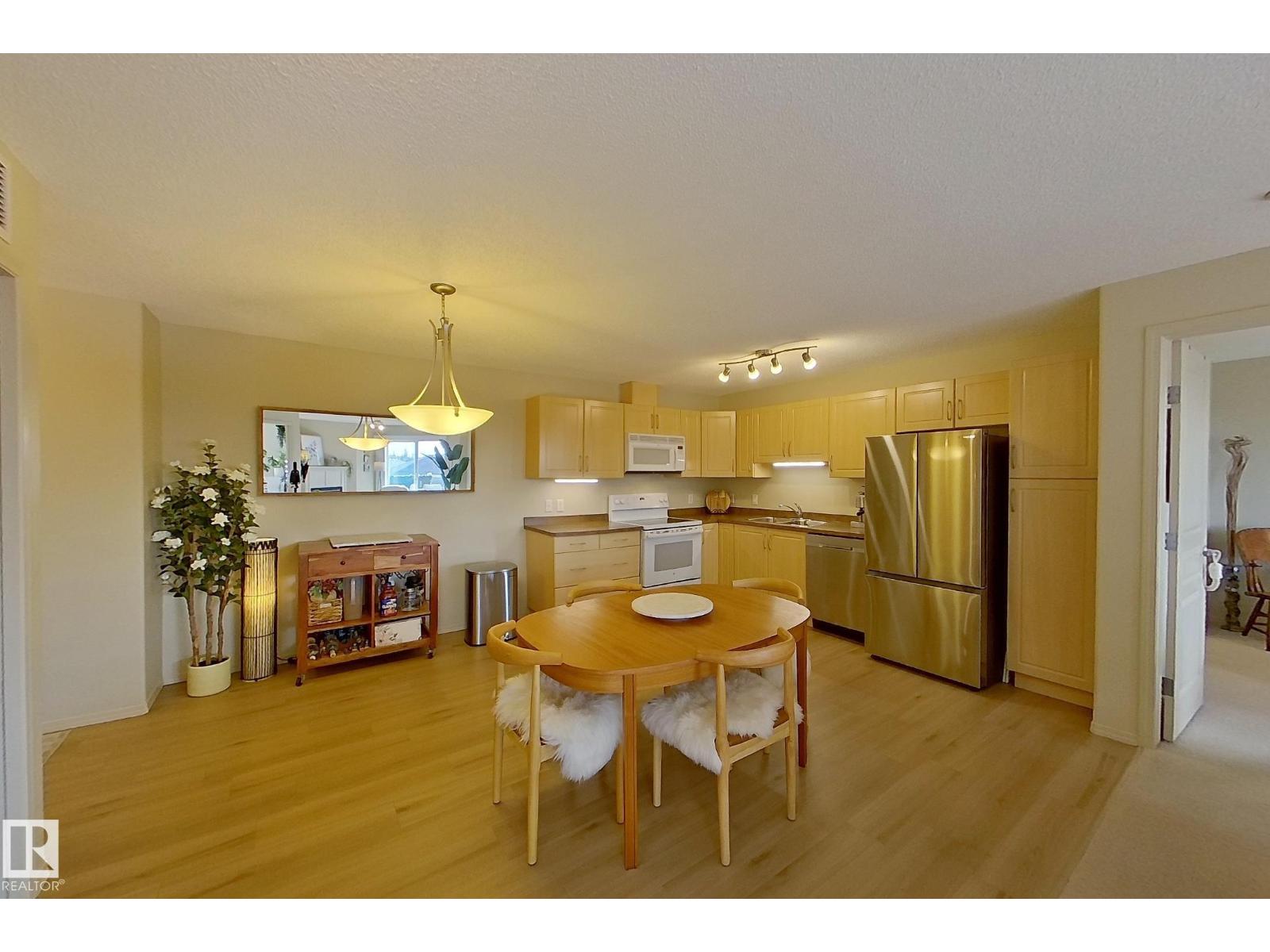 #328 16035 132 St Nw Property Photo 6