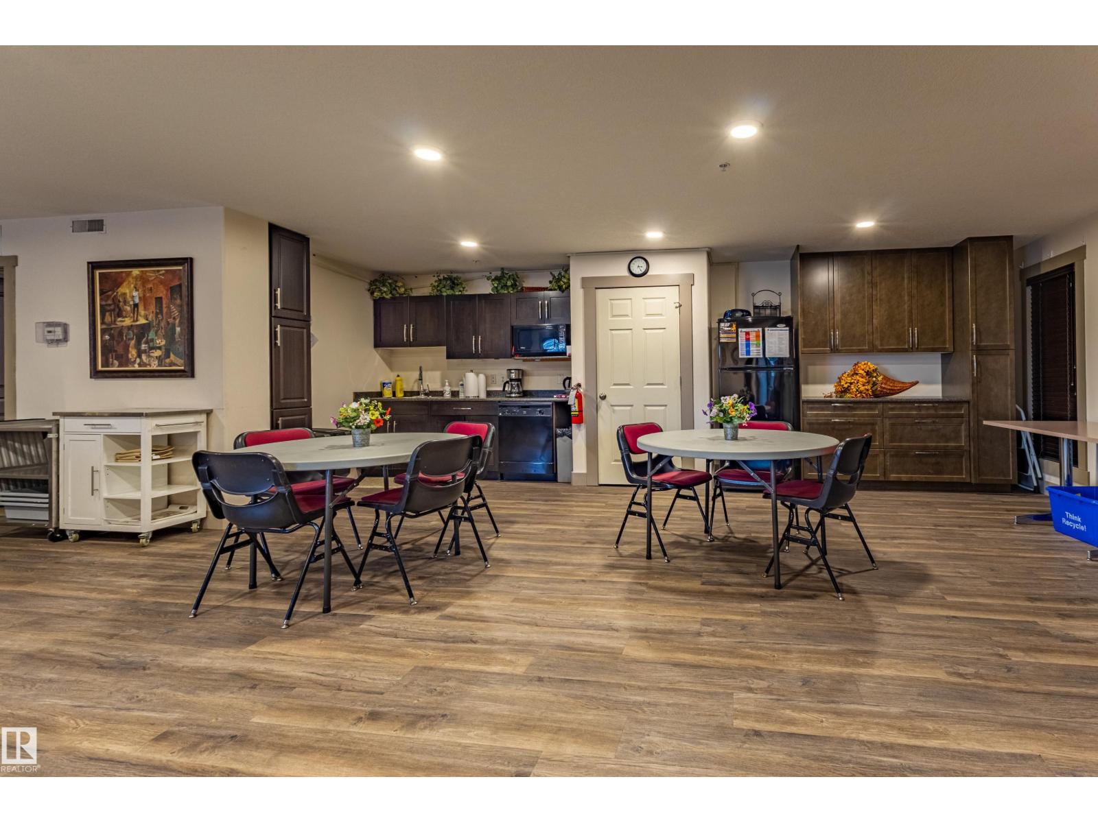 #328 16035 132 St Nw Property Photo 40