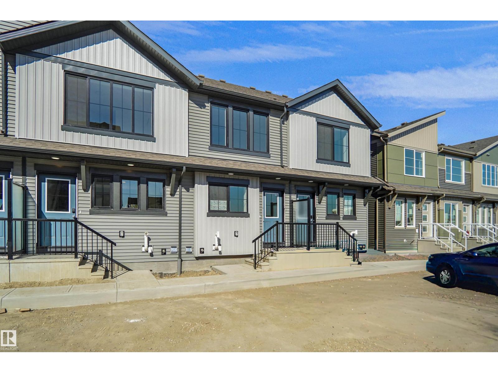 #15 3705 141 ST SW Property Photo 1
