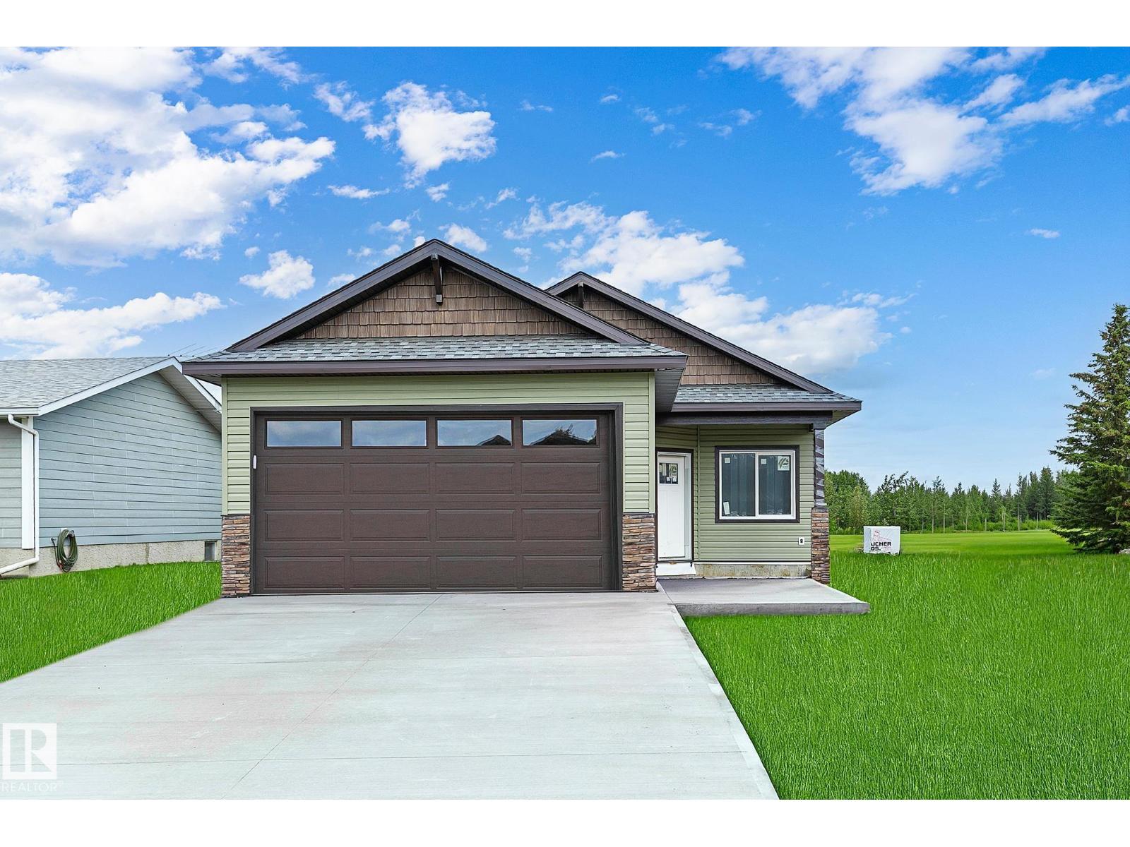 4804 53 AV Property Photo 1