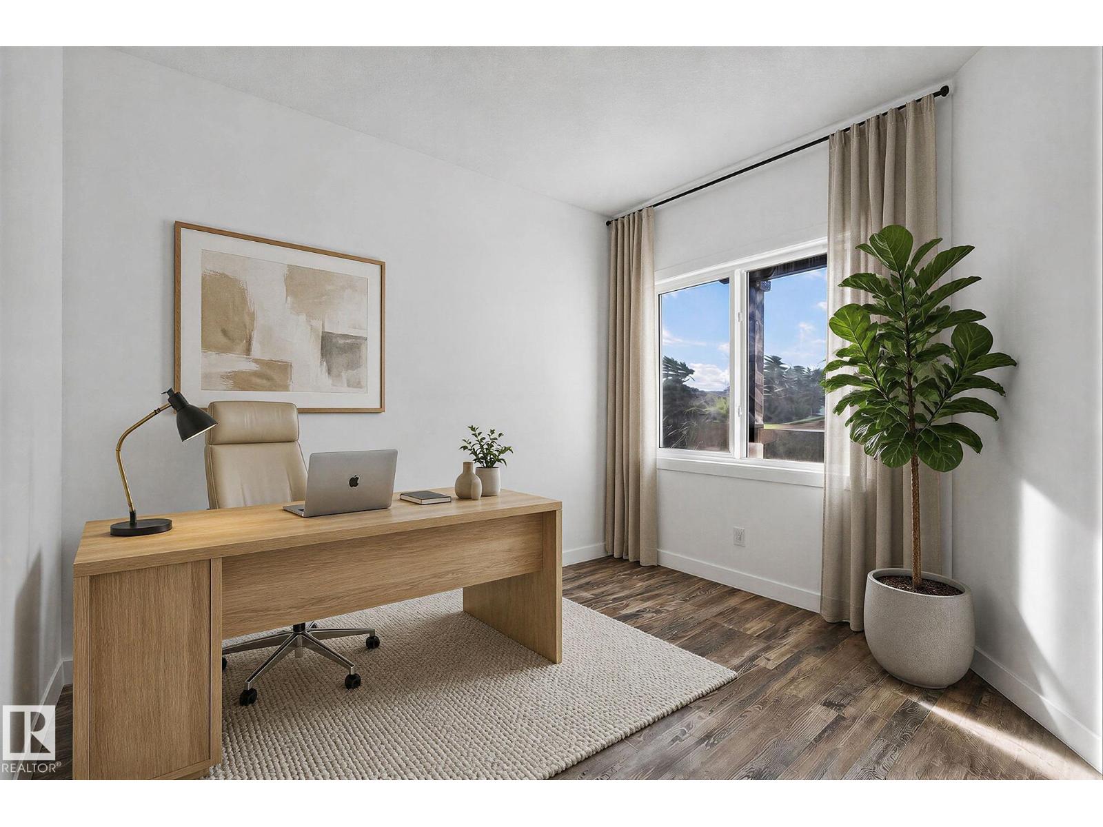 4804 53 Av Property Photo 18
