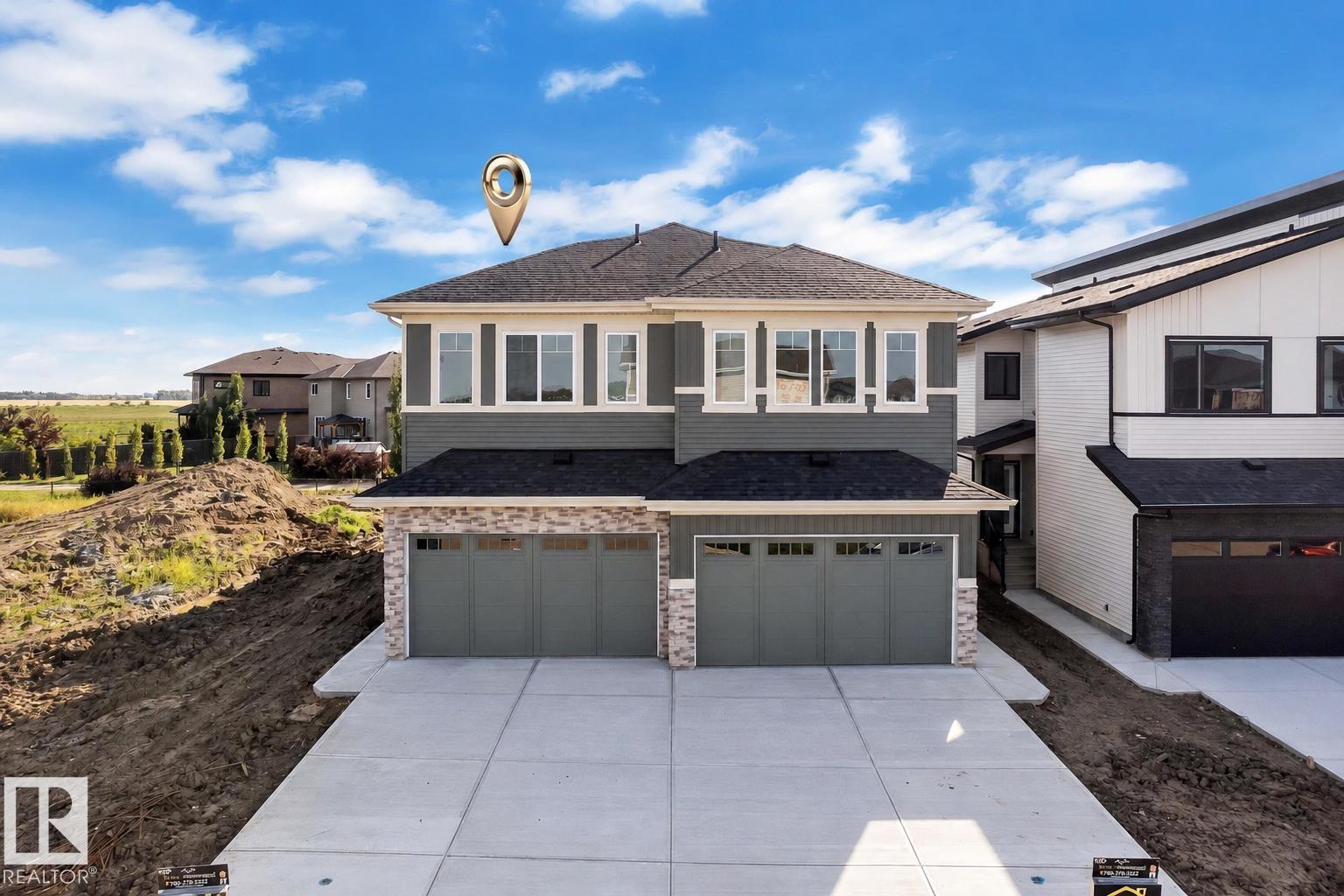 10711 98 ST Property Photo 1