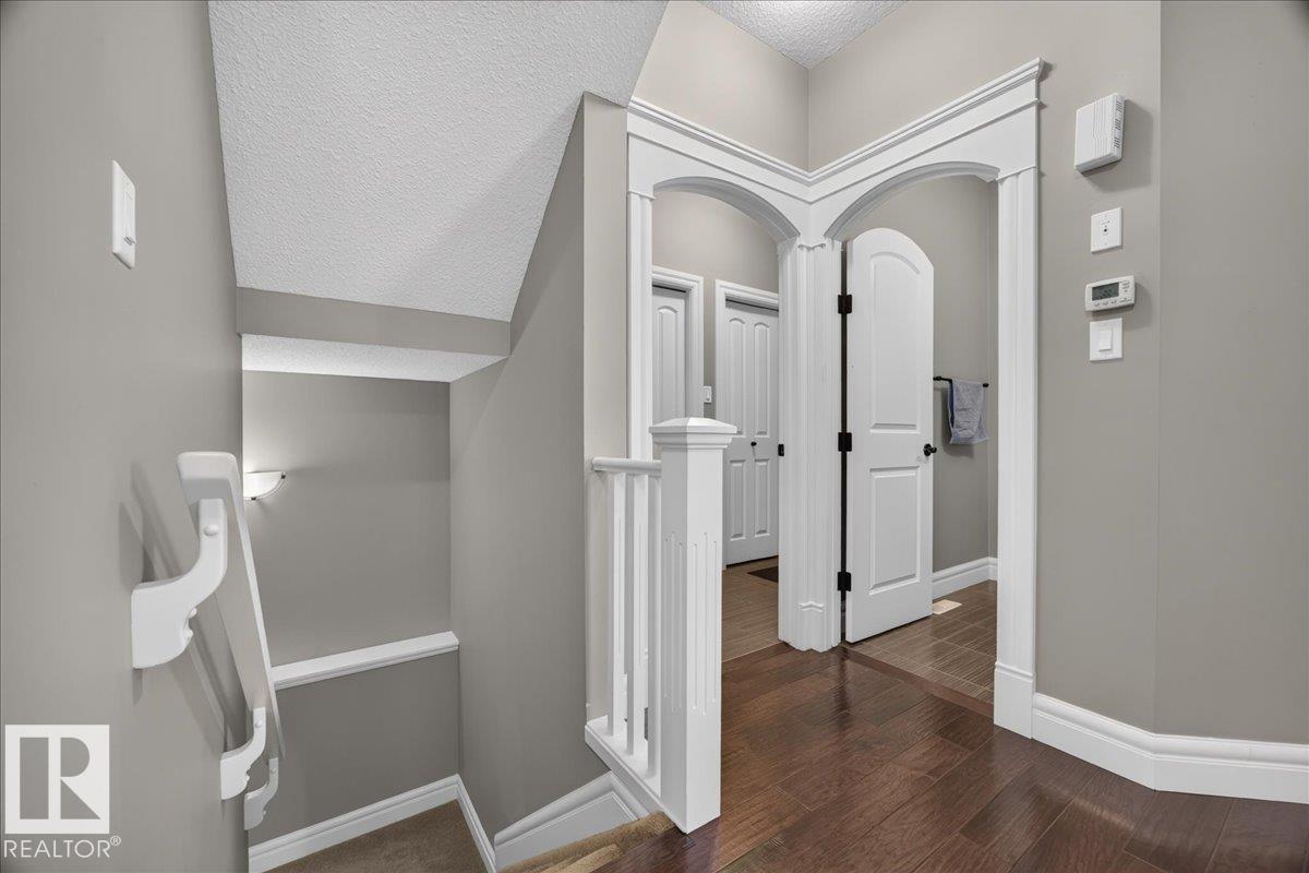 11408 15 Av Sw Property Photo 7