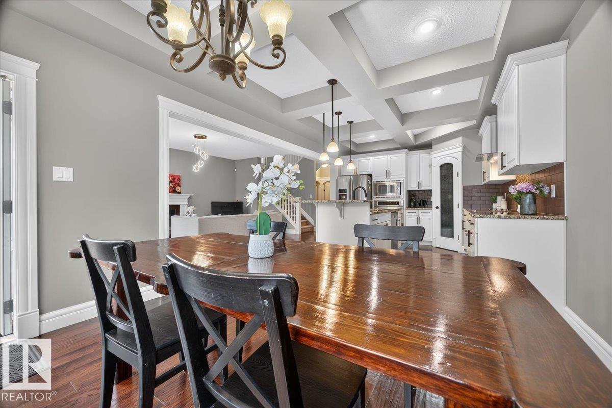 11408 15 Av Sw Property Photo 23