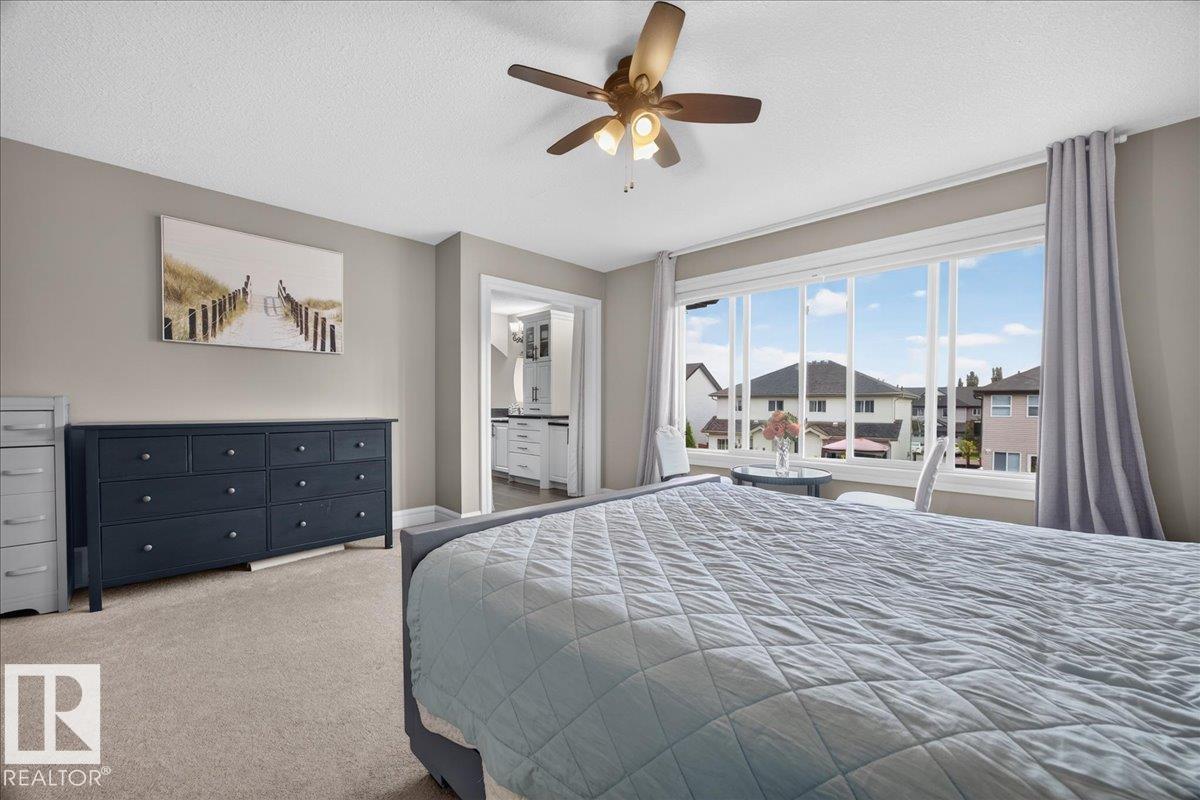 11408 15 Av Sw Property Photo 28