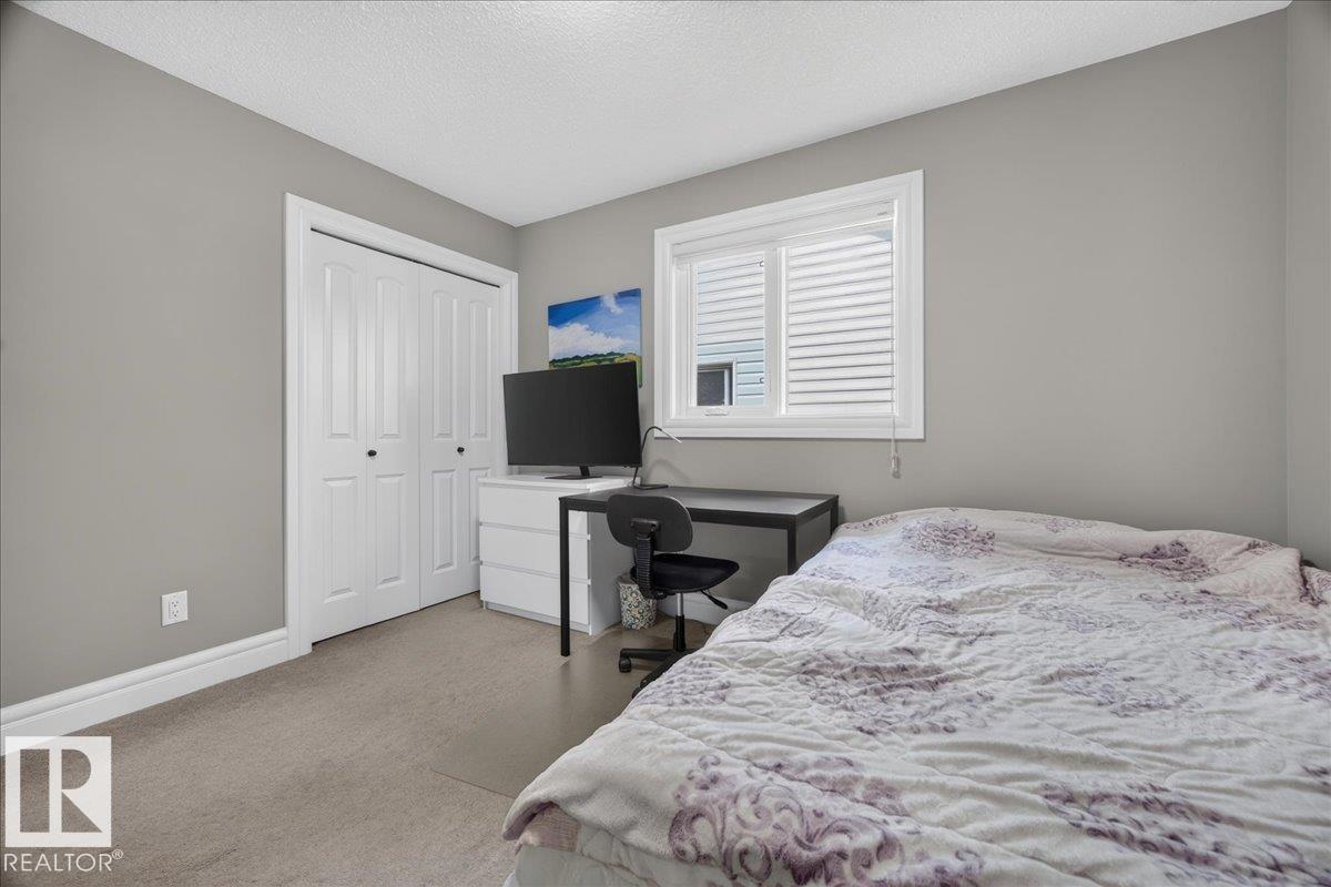 11408 15 Av Sw Property Photo 35
