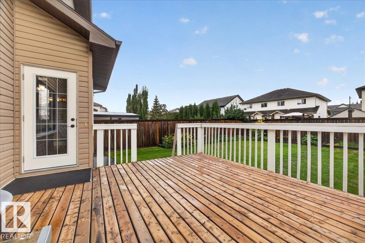 11408 15 Av Sw Property Photo 43