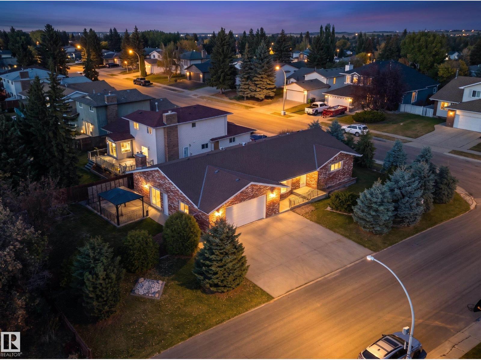 18412 82 AV NW Property Photo 1