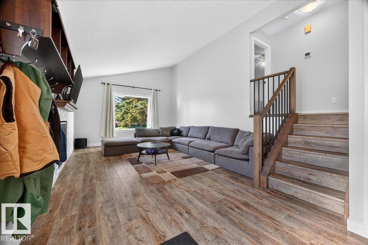 39 Mcnabb Cr Property Photo 14