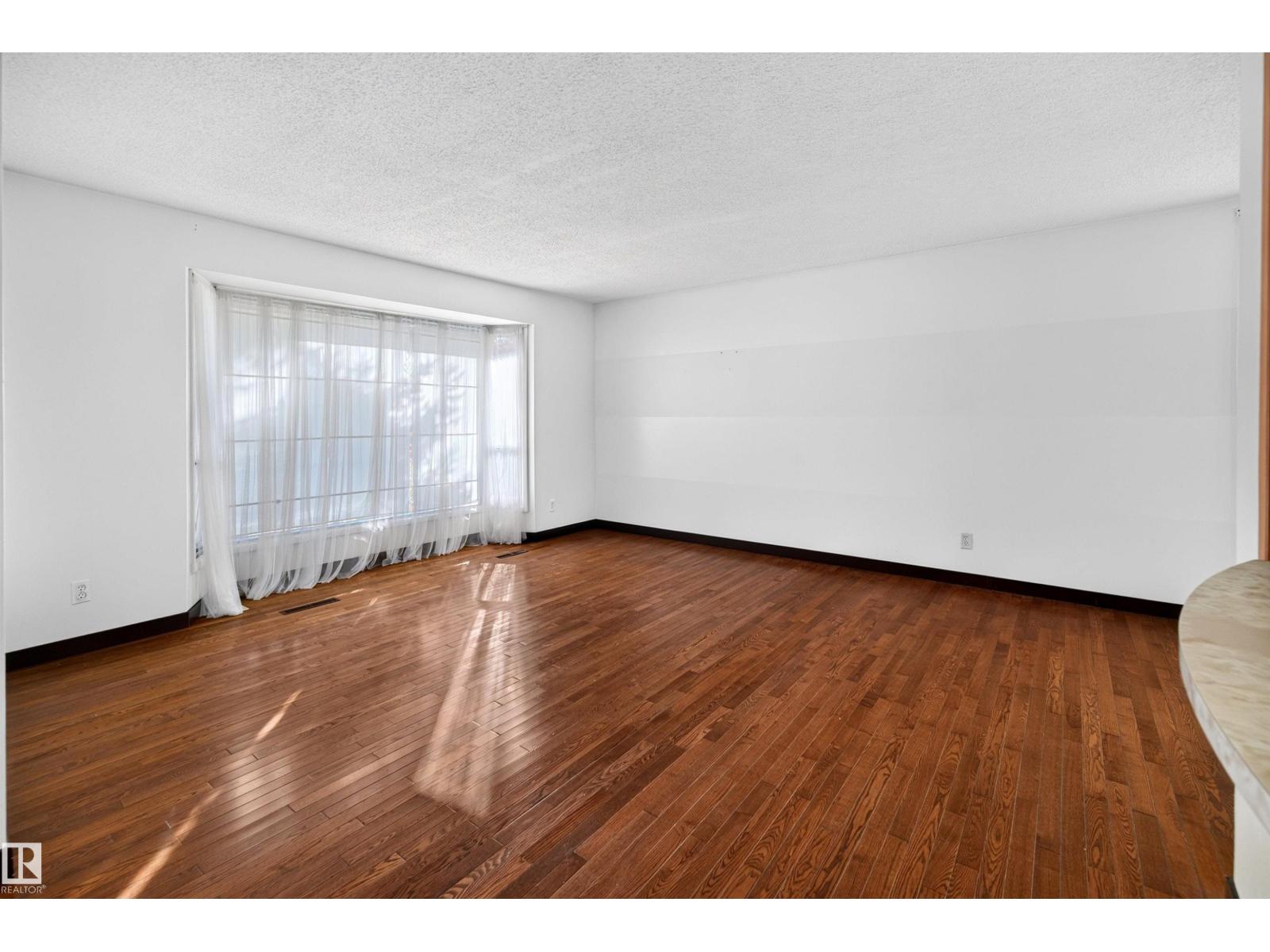4708 Malmo Rd Nw Property Photo 7