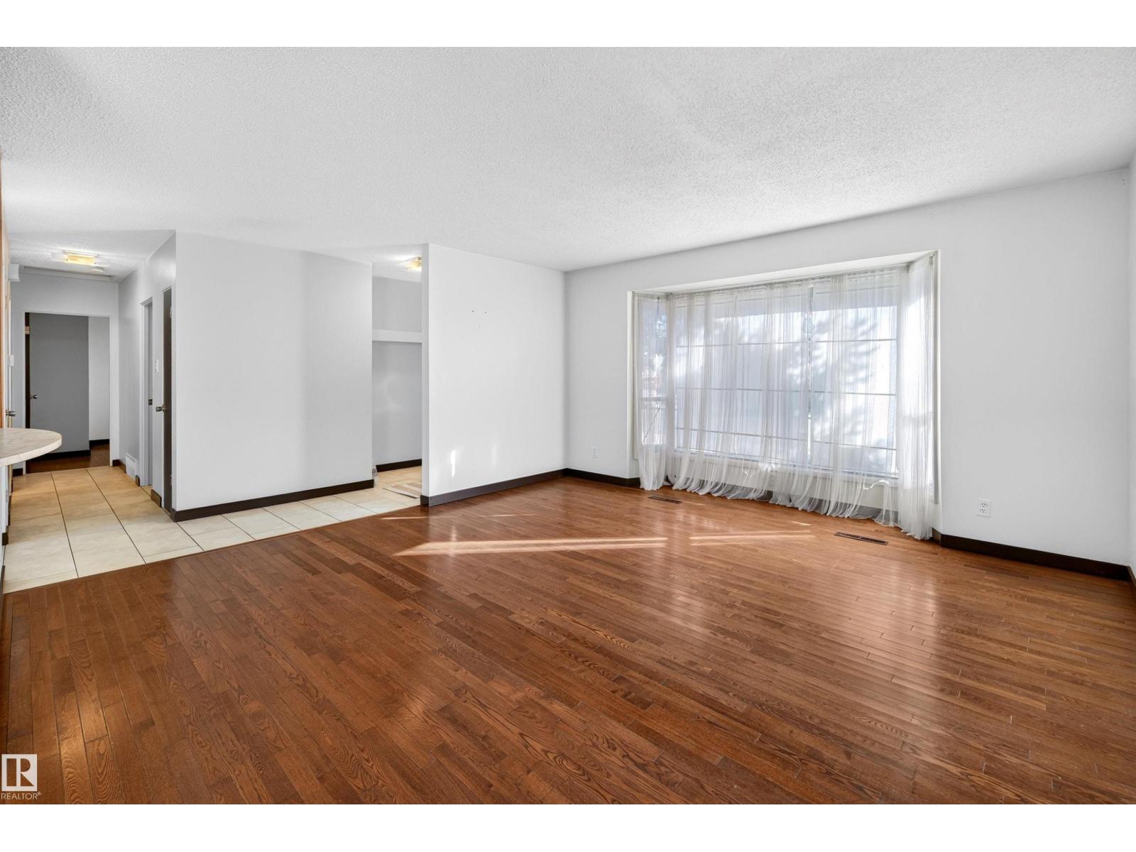4708 Malmo Rd Nw Property Photo 9