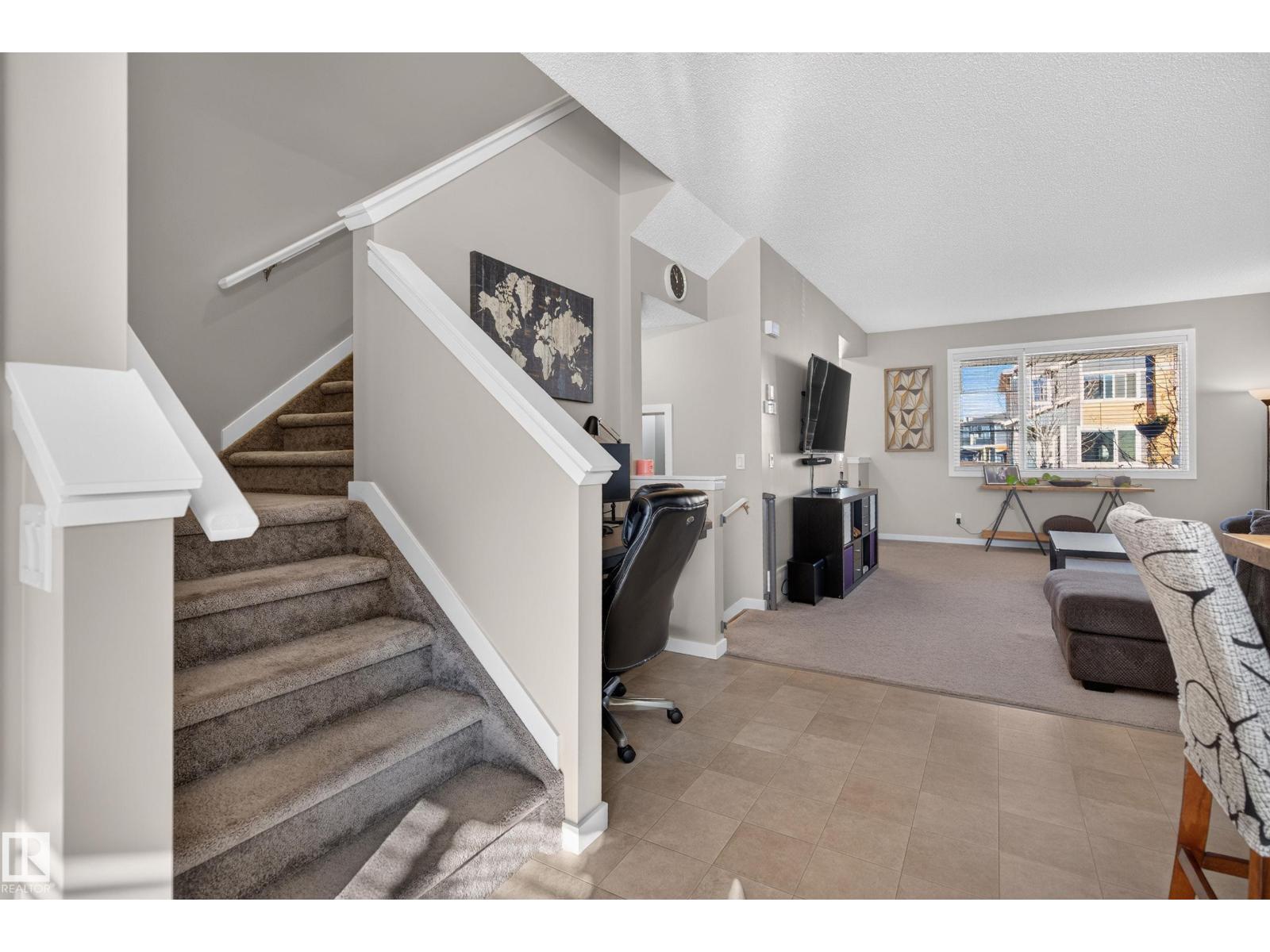360 Charlesworth Dr Sw Property Photo 11
