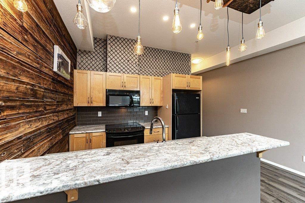 #404 10531 117 St Nw Property Photo 5