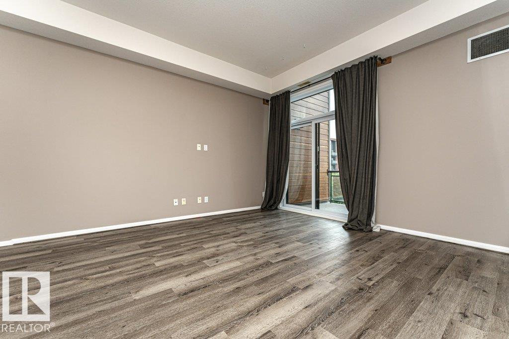 #404 10531 117 St Nw Property Photo 9