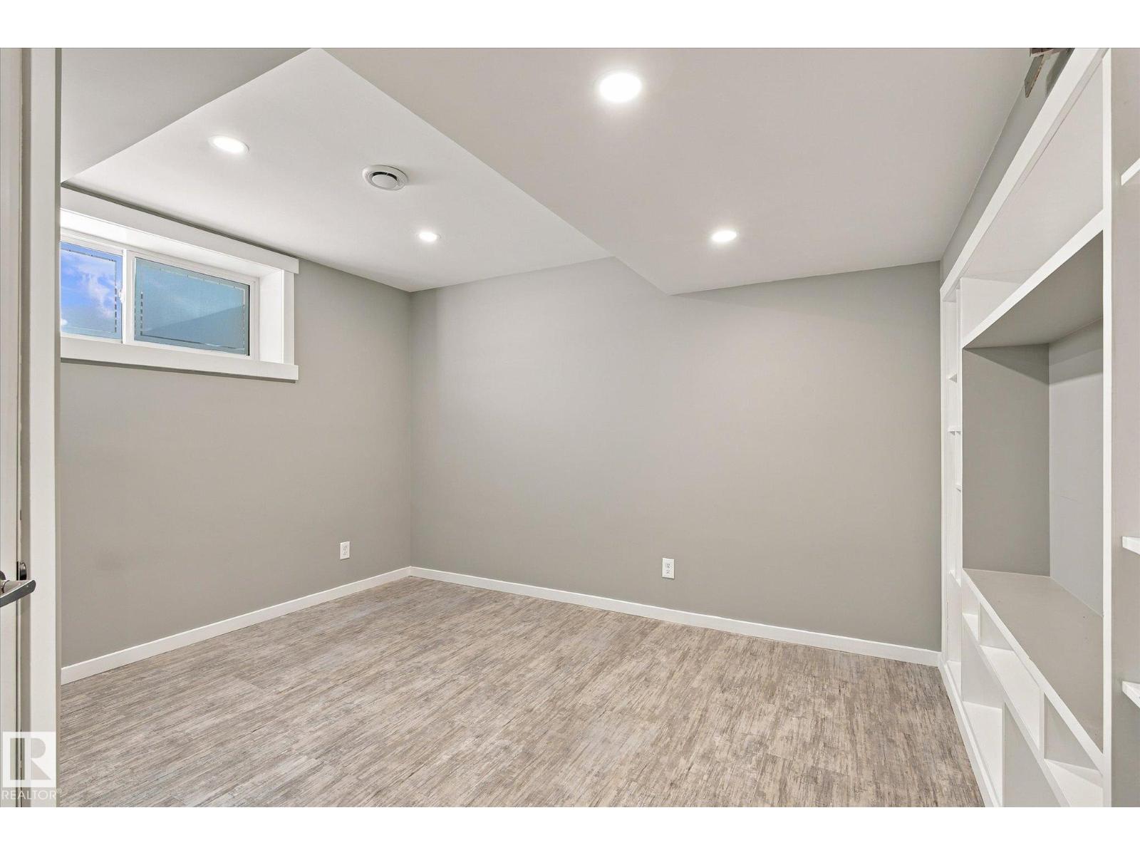 4125 Martin Av Nw Property Photo 28