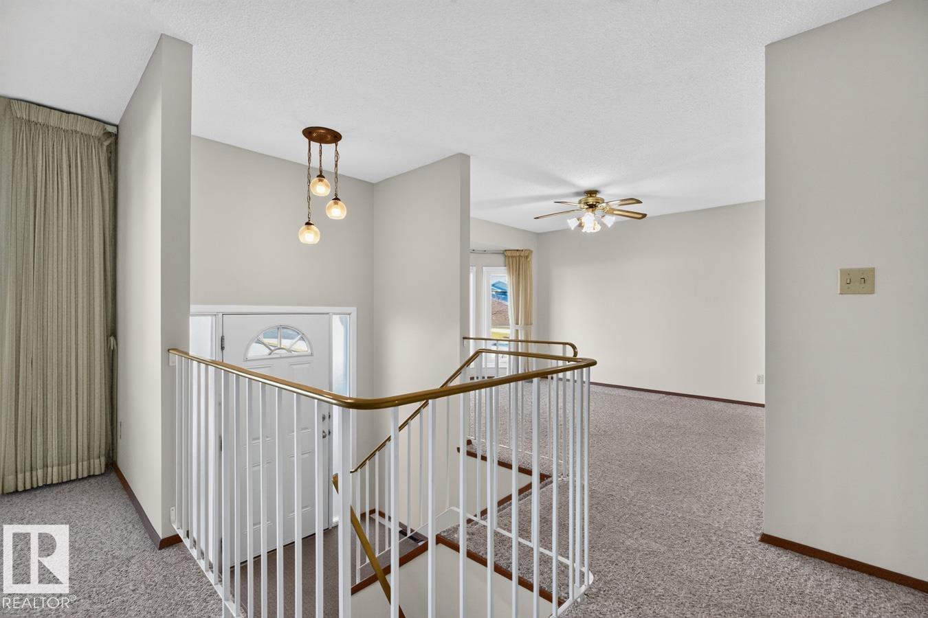 3047 143 Av Nw Property Photo 5
