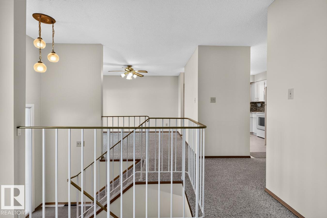 3047 143 Av Nw Property Photo 6
