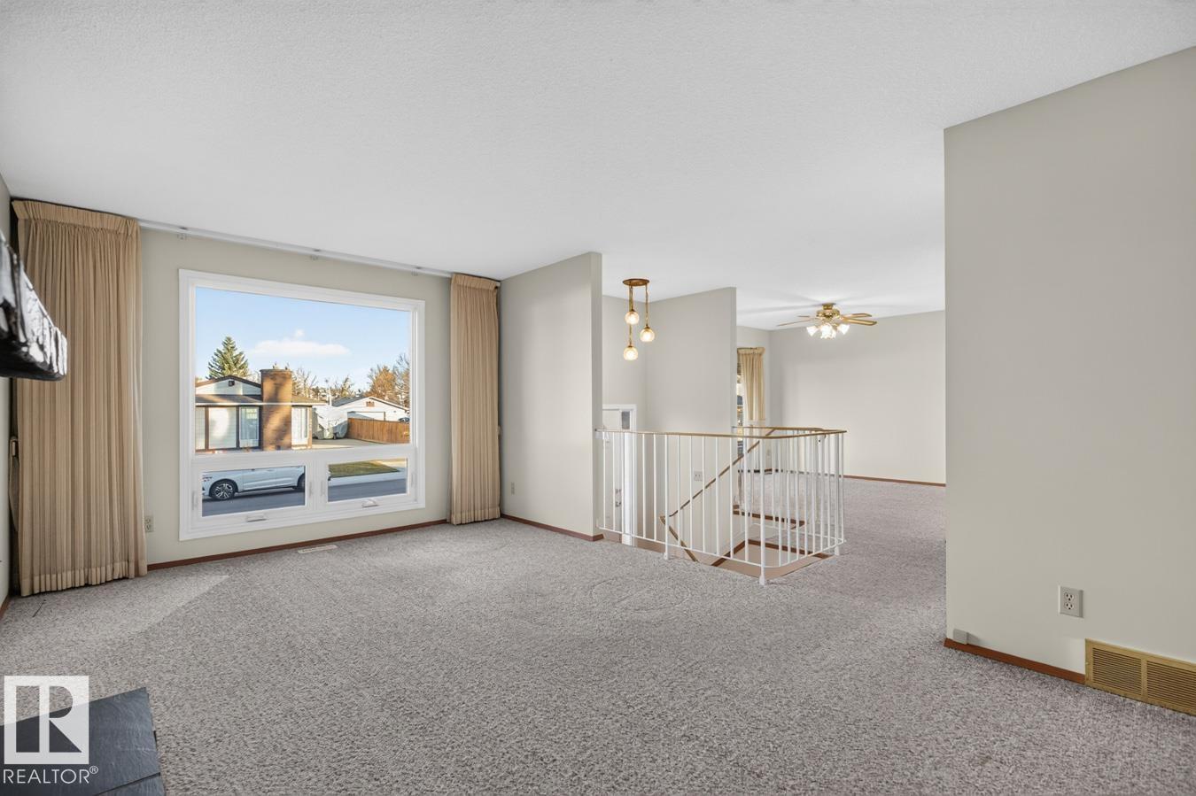 3047 143 Av Nw Property Photo 8
