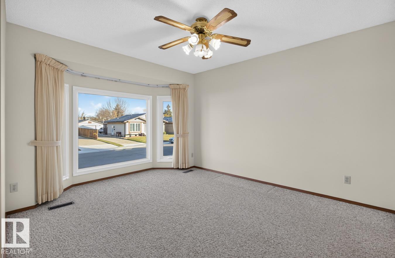 3047 143 Av Nw Property Photo 15