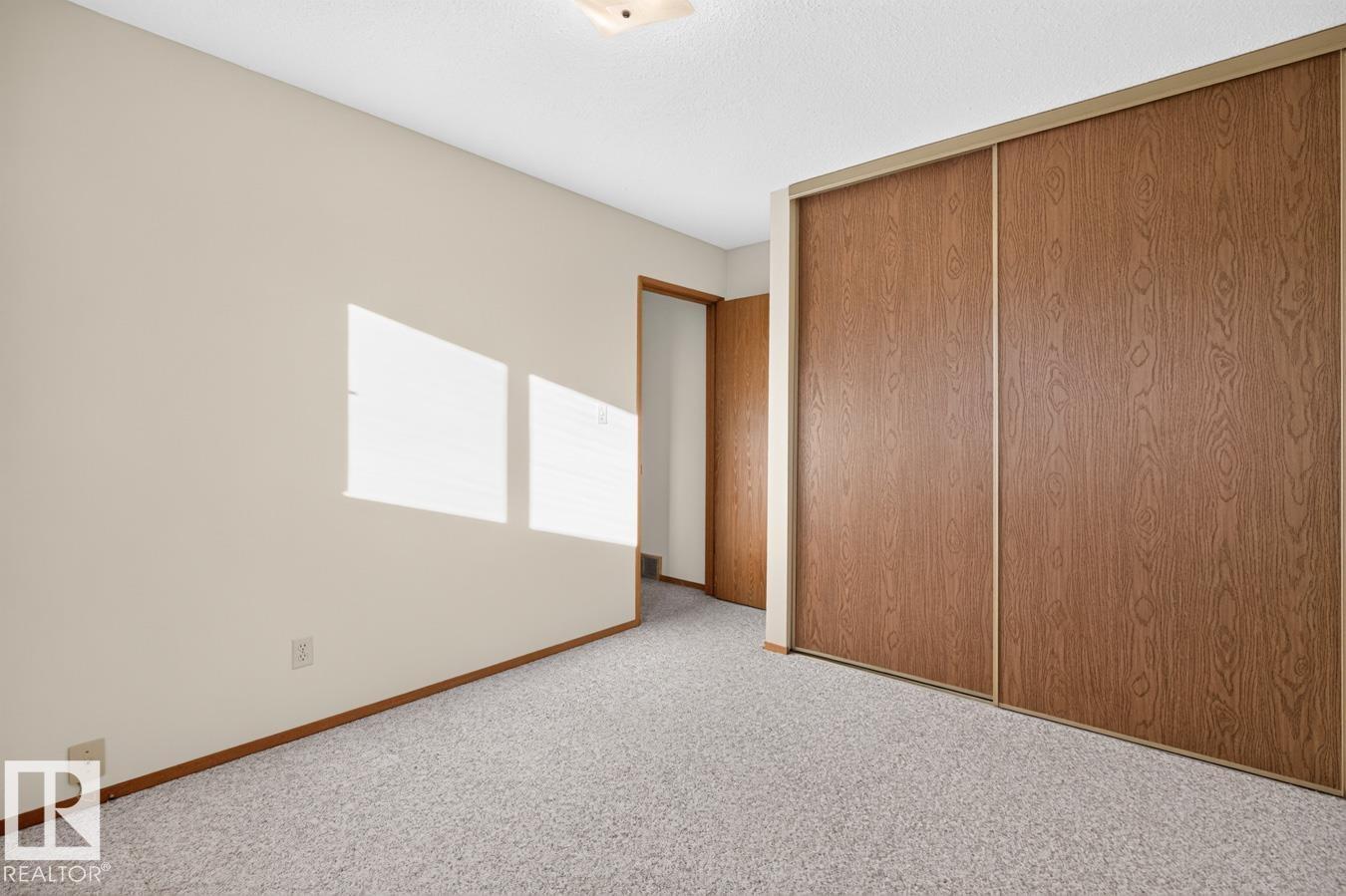 3047 143 Av Nw Property Photo 24