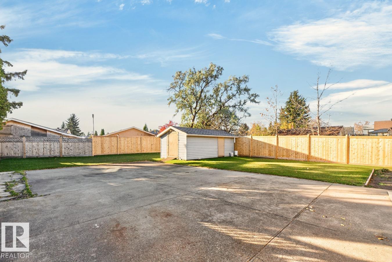 3047 143 Av Nw Property Photo 38