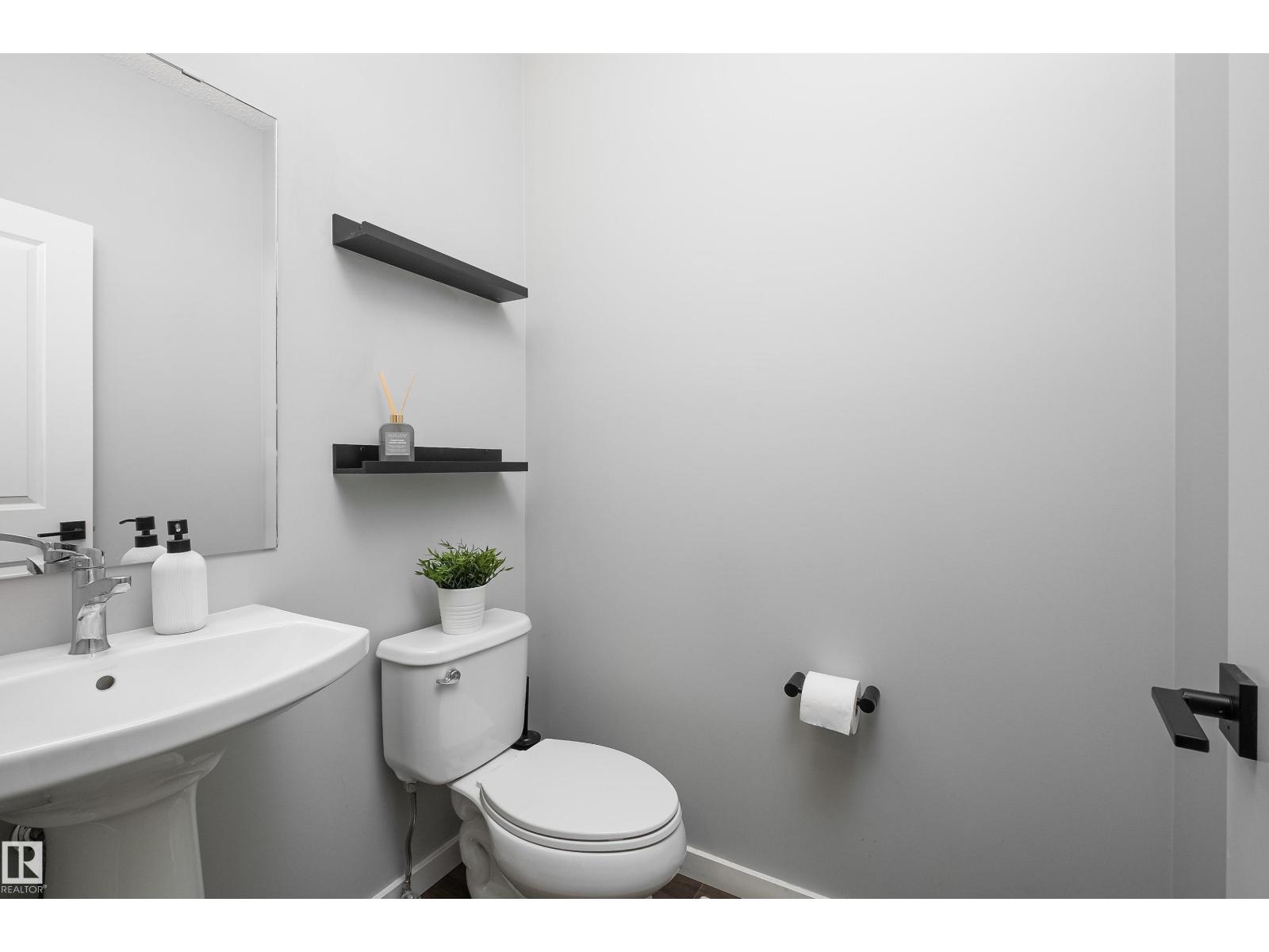 310 41 St Sw Property Photo 16