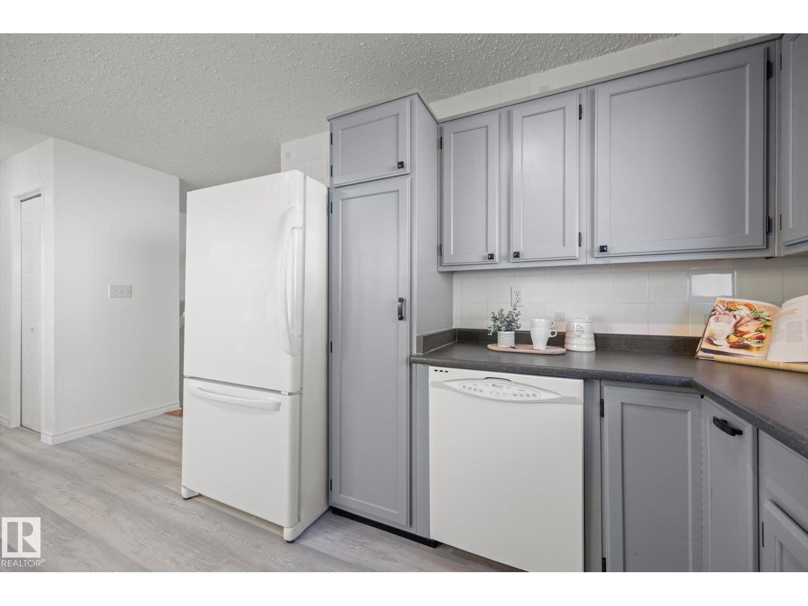 14107 114 St Nw Property Photo 10