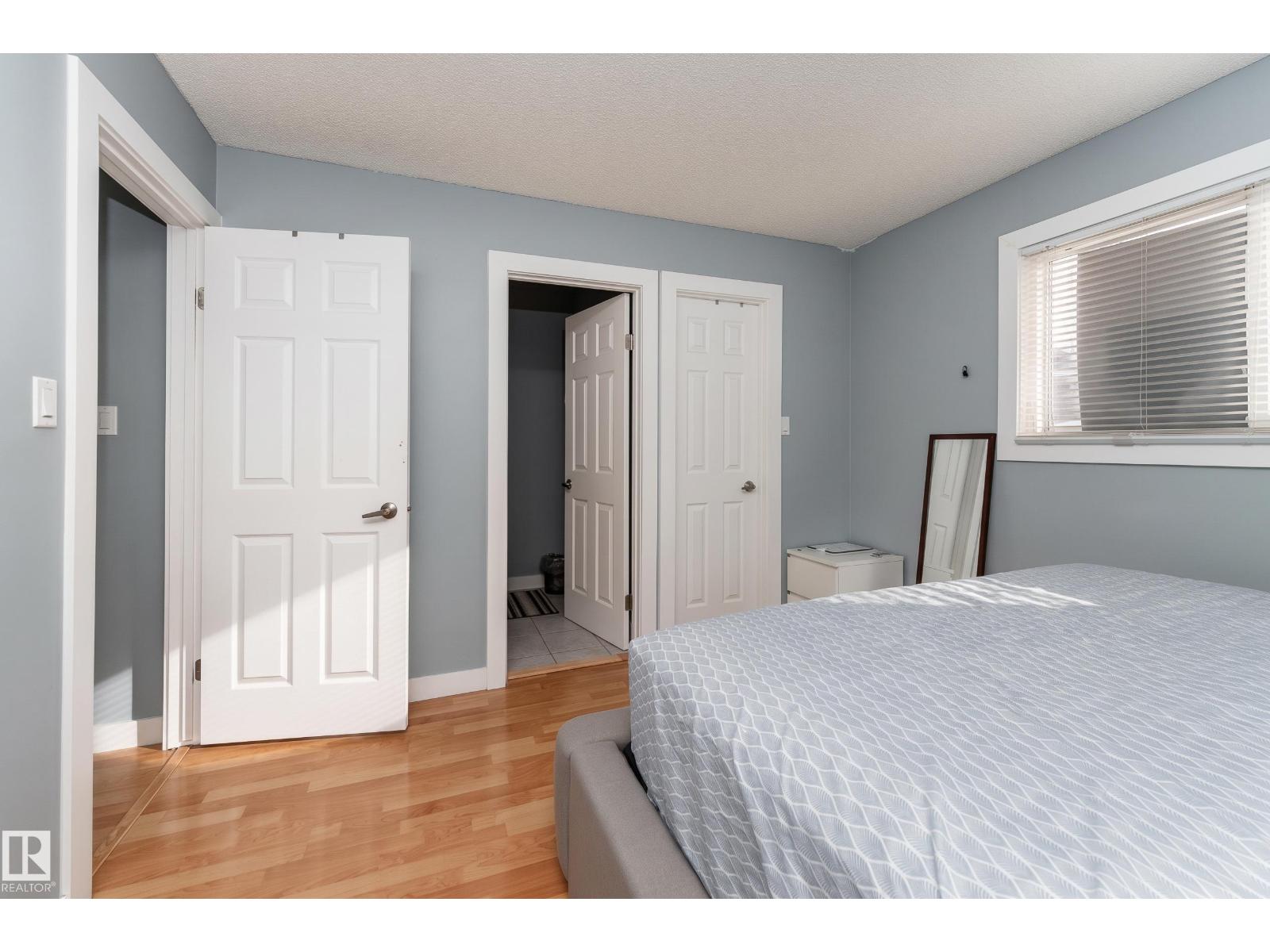 4535 30 Av Nw Property Photo 14